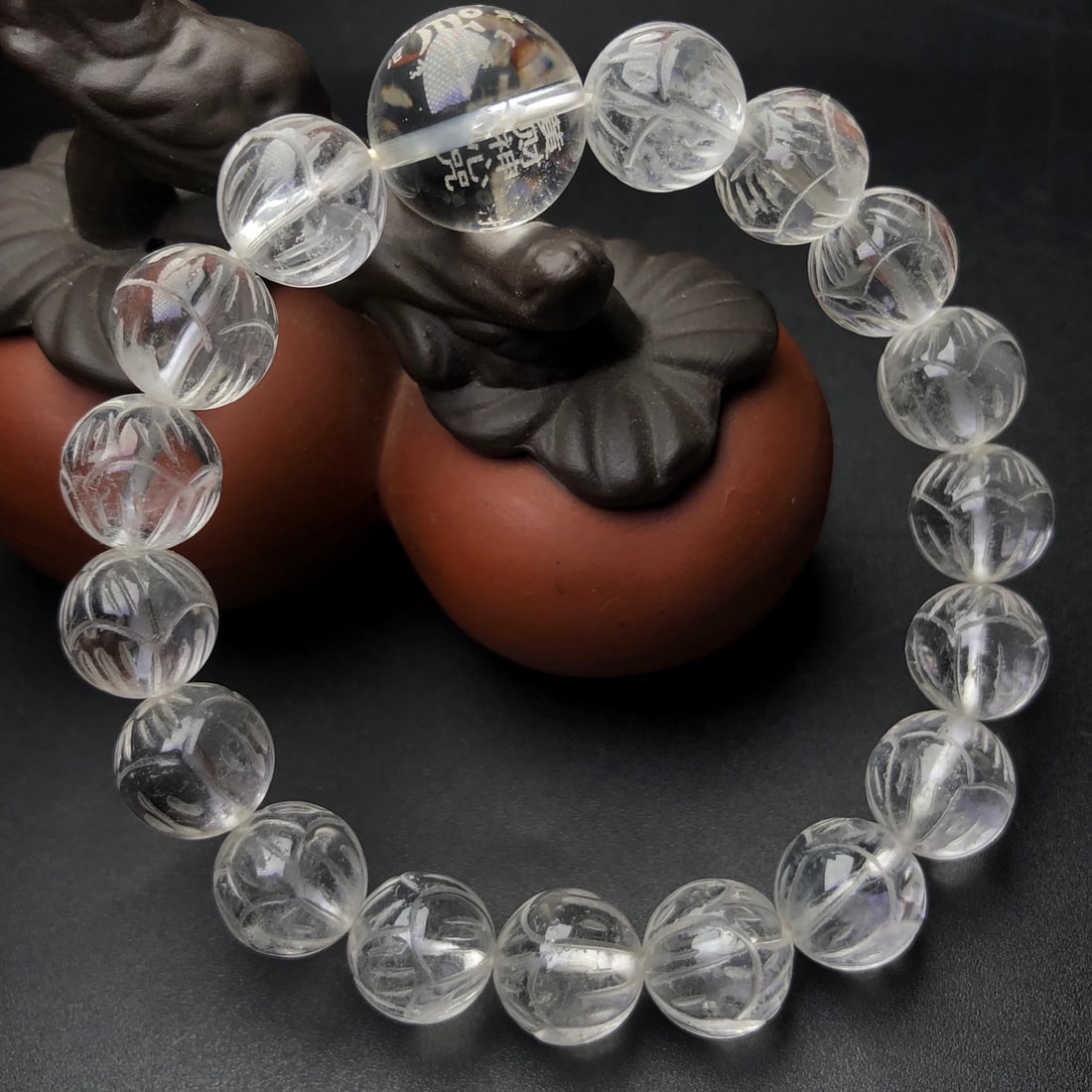An Exquisite Crystal Bracelets: An Exquisite Crystal Bracelets,Size:12mm,16mm,Weight:47.5g ????
