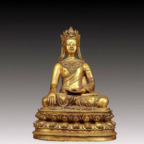 A Solemn Gilt Bronze Statue of Avalokitesvara