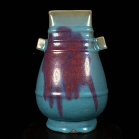 An Exquisite Jun yao Double-Ears Vase