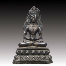 A Solemn Bronze Statue of Avalokitesvara