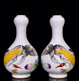 A Pair of Exquisite Enamel Vegetables and Fruits Pattern Vases,With Poem