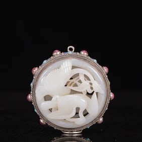 An Exquisite Silver Inlaid White Jade Crane Box,Inlaid Gems