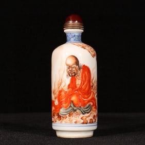 An Exquisite Iron-Red Glazed Figure Pattern Snuff Bottle,With Poem