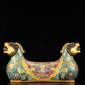 A Huge Cloisonne Flower Pattern Lion-Shaped Pillow