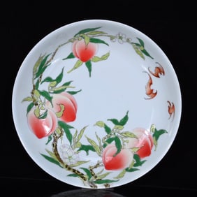 An Exquisite Enamel Bats and Peach Pattern Plate