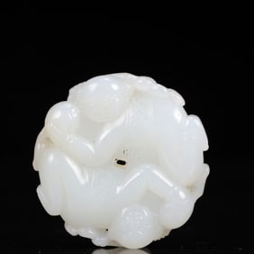 An Exquisite White Jade Figure Pendant