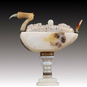 An Exquisite Agate Crane-Shaped Censer