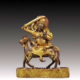 A Solemn Gilt Bronze Statue of Auspicious Heavenly Mother