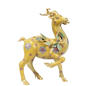 A Huge Cloisonne Flower Pattern Deer Ornament