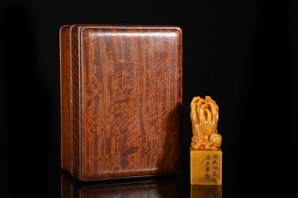 An Exquisite Tianhuang Stone Bergamot Pattern Seal