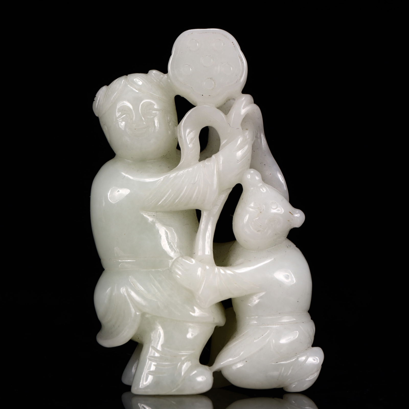 An Exquisite White Jade Figure Ornament: An Exquisite White Jade Figure Ornament,Qing Dynasty, China,Size:2inx1.2inx3.1in,Weight:141g 白玉人物摆件,中国清代