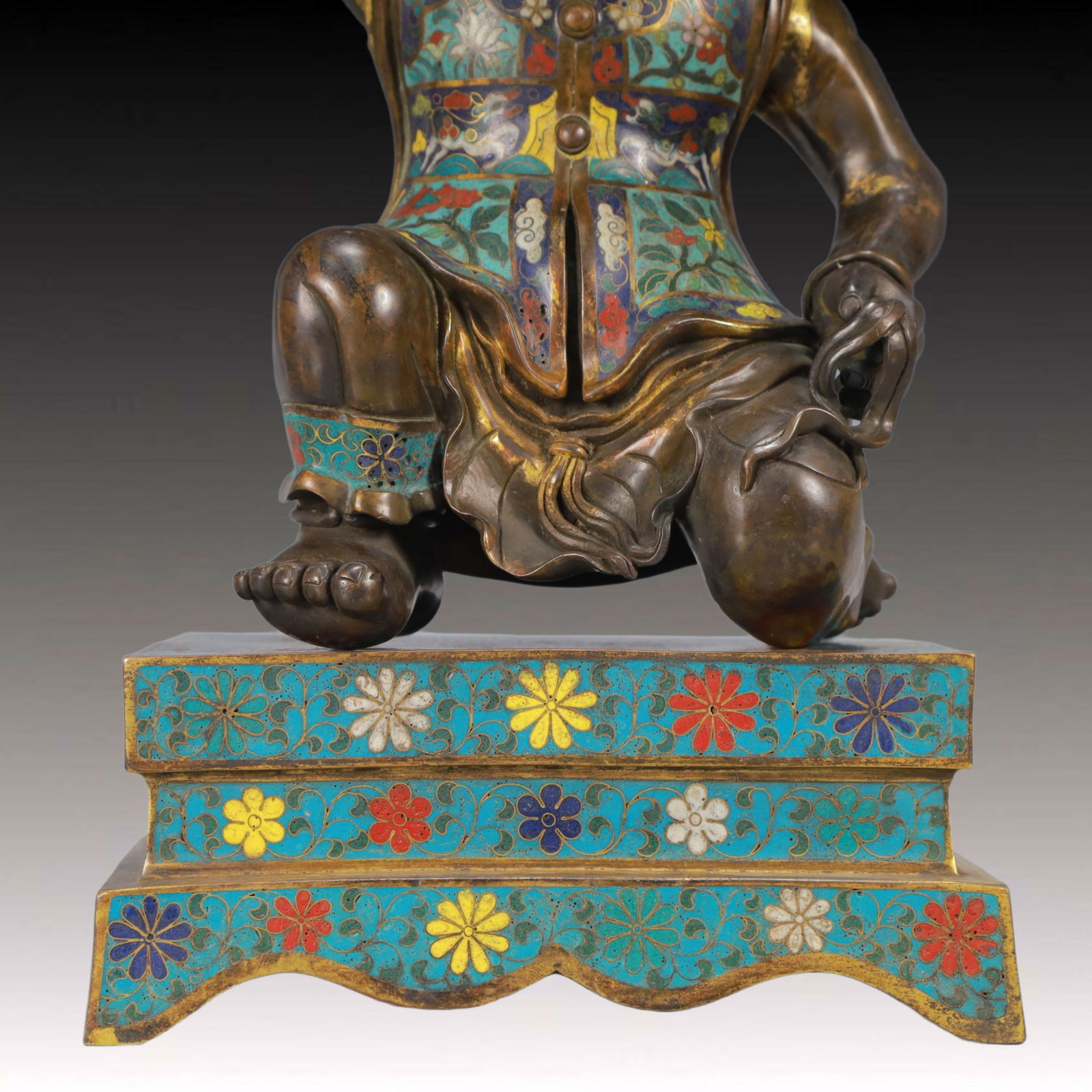 A Pair of Huge Cloisonne Lotus Pattern Figure Candlesticks - 4