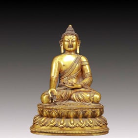 A Solemn Gilt Bronze Statue of Sakyamuni