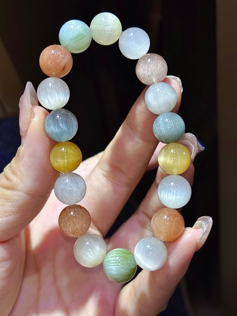 An Exquisite Crystal Bracelets: An Exquisite Crystal Bracelets,Size:11.3mm,Weight:34.3g ????