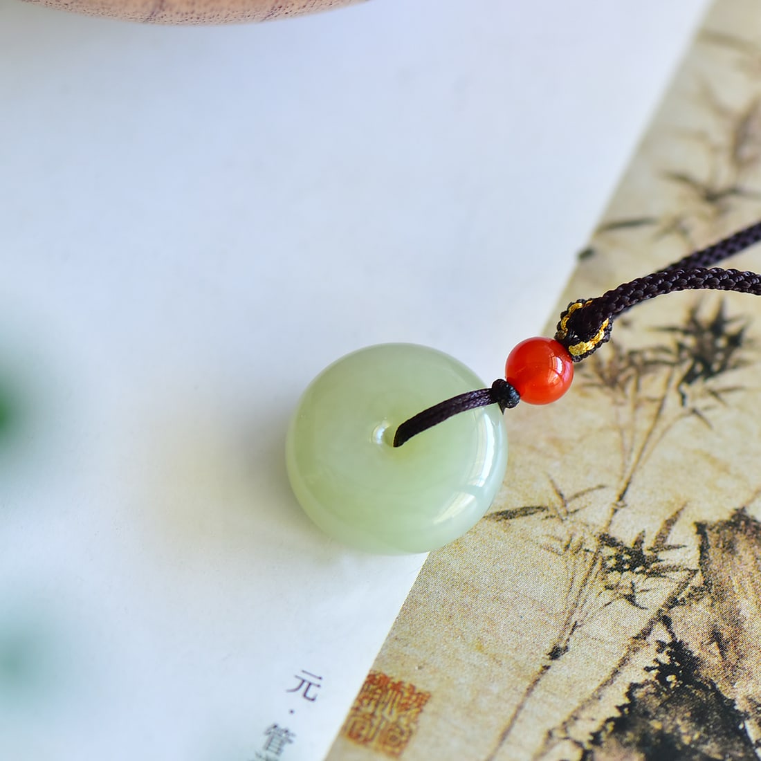 An Exquisite White Jade Pendant: An Exquisite White Jade Pendant,Size:18mmx20mm ???:????,????? ????