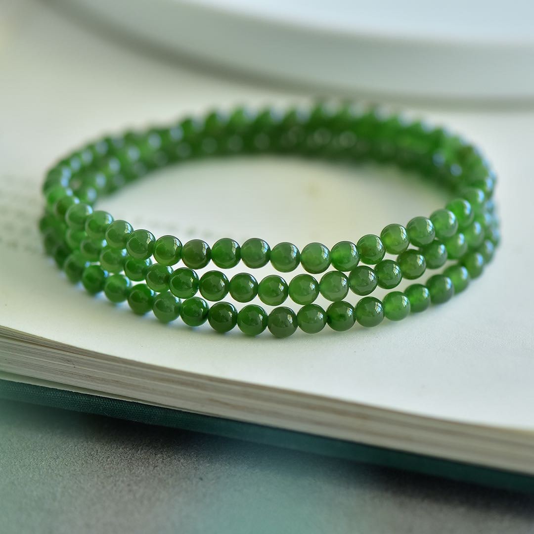 An Exquisite Jasper Bracelets - 2