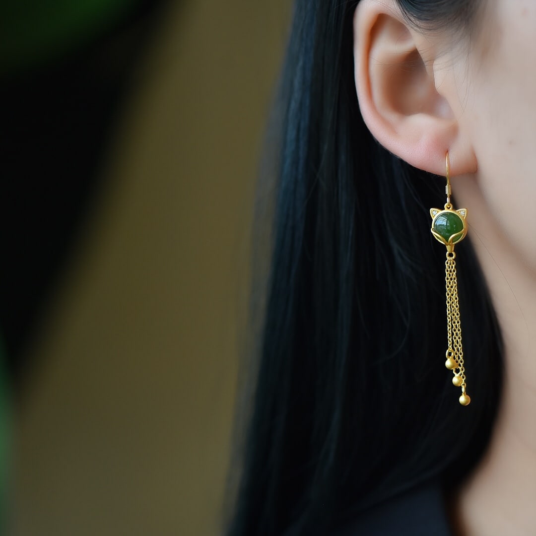 A Pair of Exquisite Sterling Silver-Gold Plated Inlaid Jasper Earrings: A Pair of Exquisite Sterling Silver-Gold Plated Inlaid Jasper Earrings ???????????