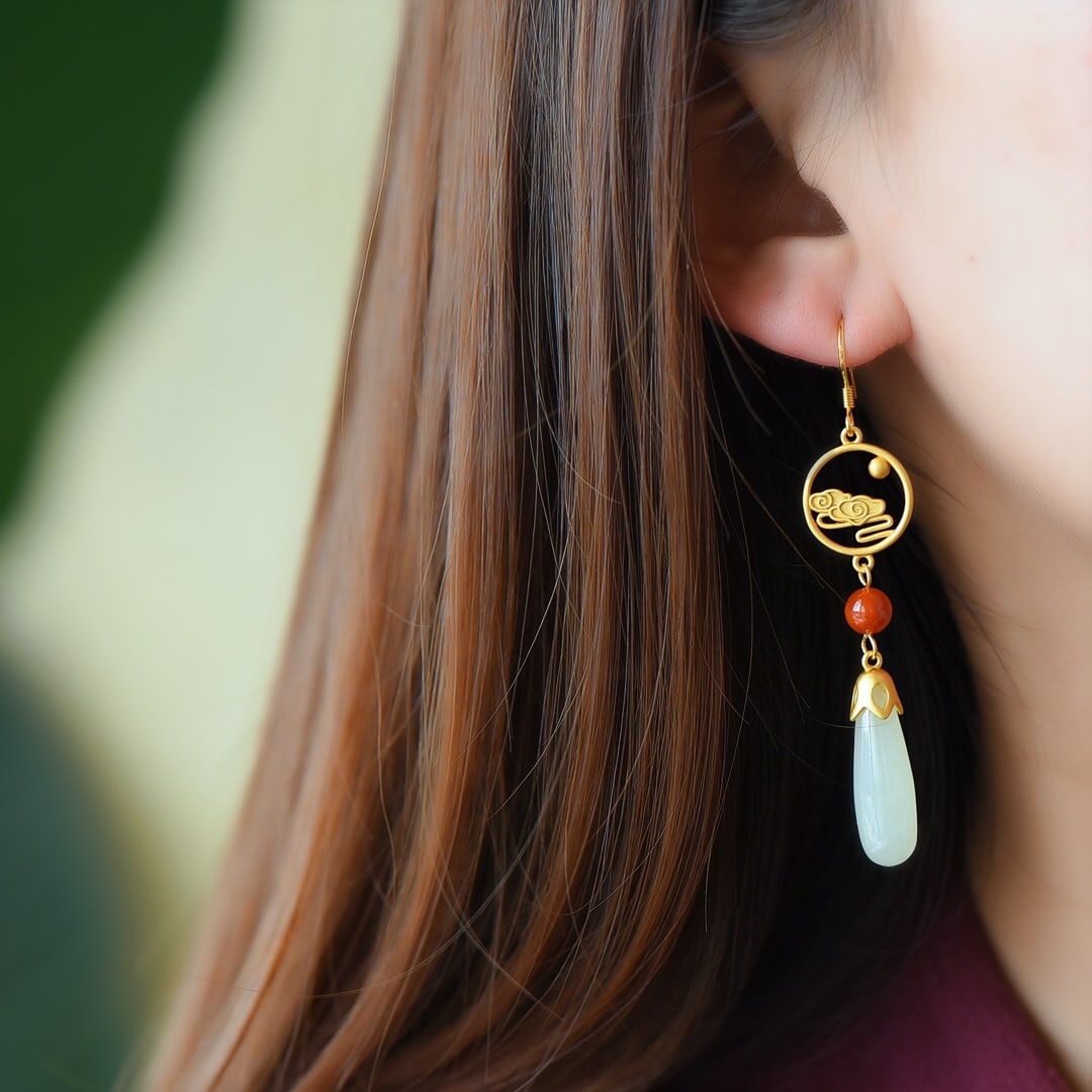 A Pair of Exquisite Sterling Silver-Gold Plated Inlaid White Jade Earrings: A Pair of Exquisite Sterling Silver-Gold Plated Inlaid White Jade Earrings,Size:8mmx26mm ???????????