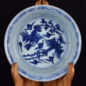 An Exquisite Blue and White Lotus and Phoenix Pattern Bowl