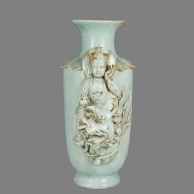 A Rare Ru yao Statue of Kshitigarbha Bodhisattva Pattern Vase