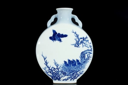 An Exquisite Blue and White Flower and Bird Pattern Double-Ears Vase