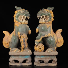 A Pair of Exquisite Tang Tri-Color Glazed Pottery Lion Ornaments