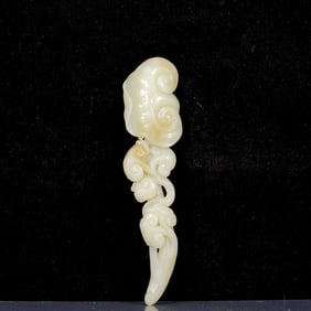 An Exquisite White Jade Ganoderma lucidum Pattern Ruyi