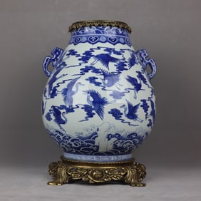 An Exquisite Blue and White Auspicious Cloud and Crane Pattern Inlaid Bronze Double-Ears Vase