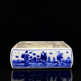 An Exquisite Blue and White Figure and Story Pattern Inkstone