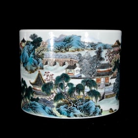 An Exquisite Famille-Rose Landscape and Figure Pattern Brush Pot