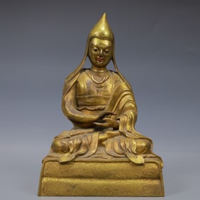 An Exquisite Gilt Bronze Statue of Tsongkhapa