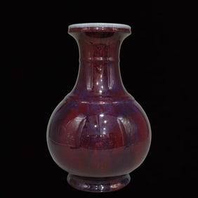 An Exquisite Flambe Glazed Vase