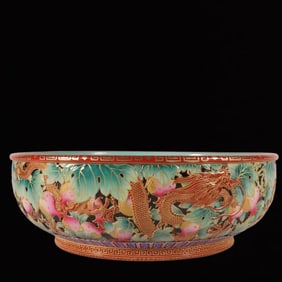 An Exquisite Enamel Painted Gold Dragon Pattern Bowl