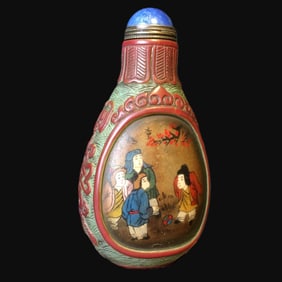 An Exquisite Glass Figure and Story Pattern Snuff Bottle