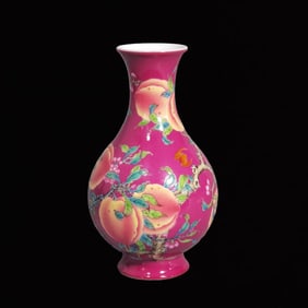 An Exquisite Ruby Red Glazed Famille-Rose Bats and Peach Pattern Vase
