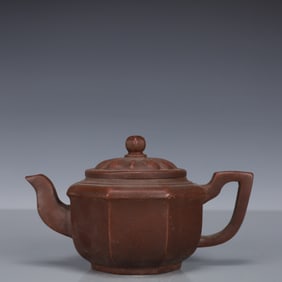 An Exquisite Purple Sands Teapot