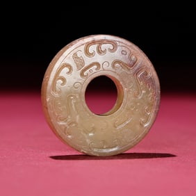 An Exquisite White Jade Dragon Pattern Pendant