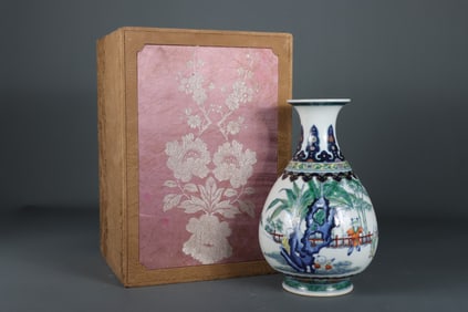 An Exquisite Blue and White Doucai Figure and Story Pattern Vase