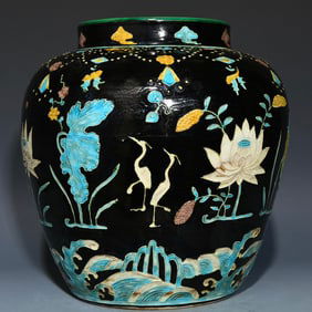 A Rare Fahua Glazed Flower and Bird Pattern Jar