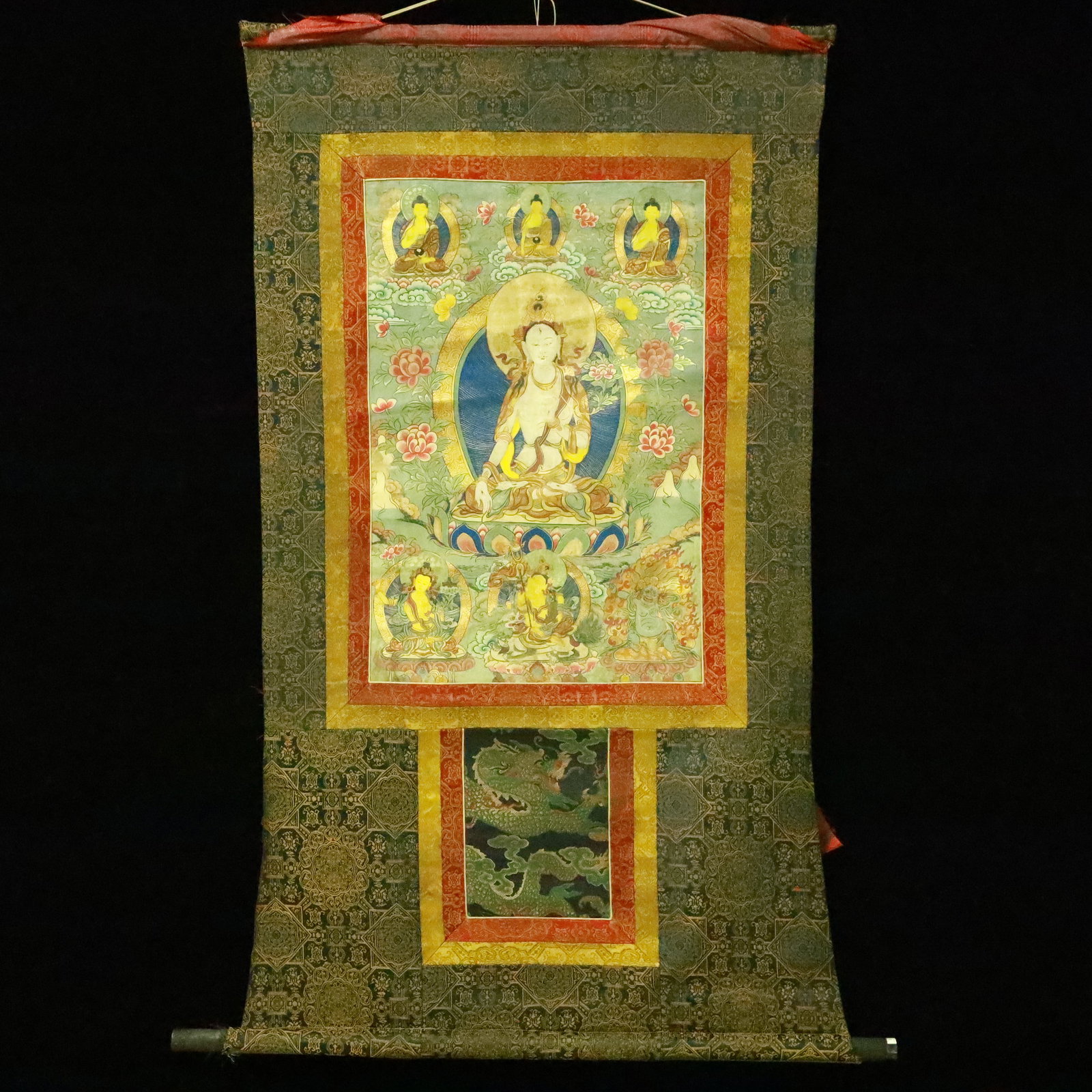 A Rare Brocade Painted Color Statue of Tara Tangka: A Rare Brocade Painted Color Statue of Tara Tangka,Qing Dynasty, China,Size:29.9inx55.1in 织锦彩绘度母像唐卡,中国清代