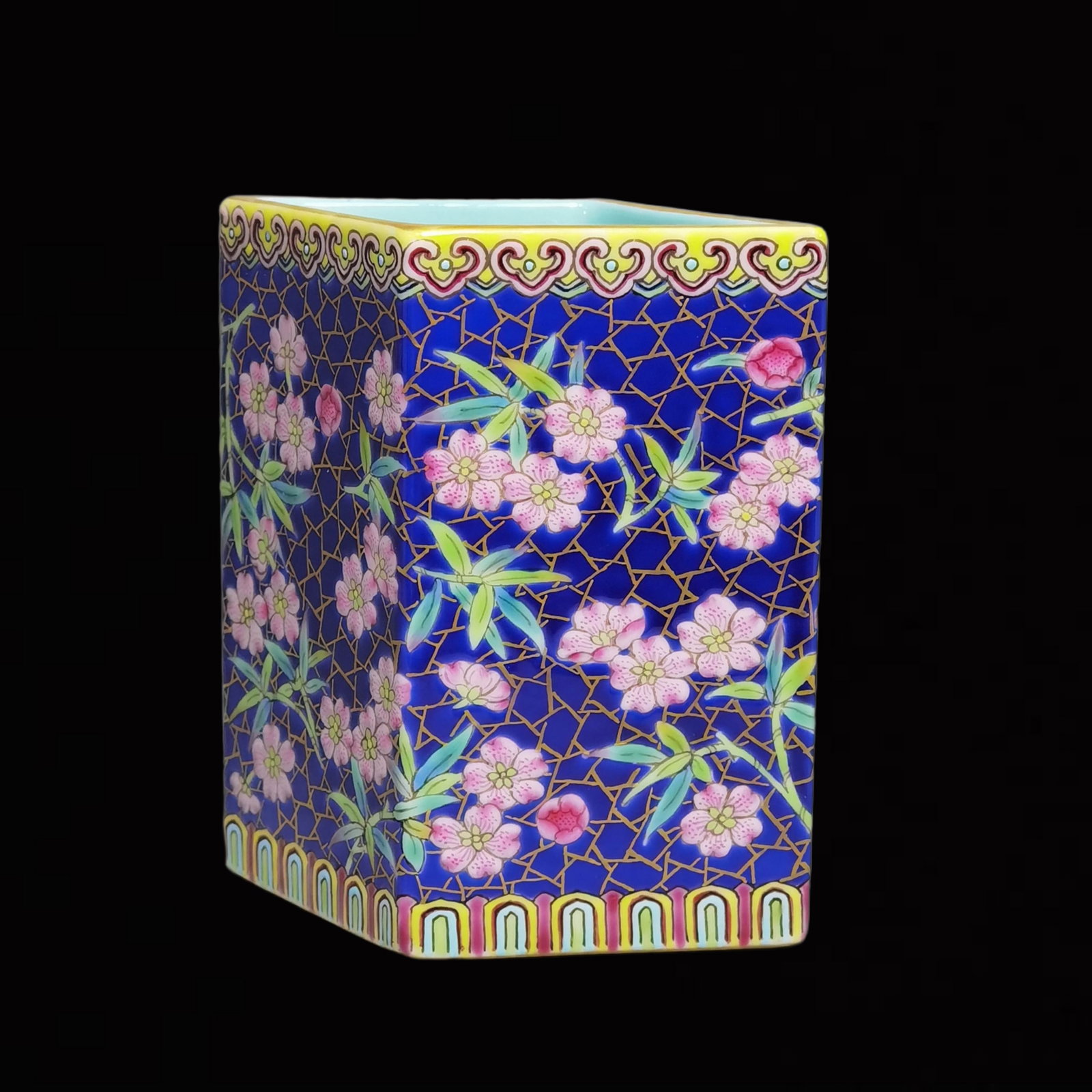 An Exquisite Famille-Rose Blue Ground Painted Gold Plum Blossom Pattern Brush Pot: An Exquisite Famille-Rose Blue Ground Painted Gold Plum Blossom Pattern Brush Pot,Qing Dynasty,China,Qianlong Four-Character Mark,Size:3.1inx3in 粉彩蓝地描金梅