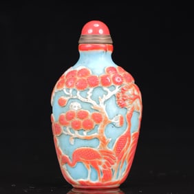 An Exquisite Glass Plum Blossom and Crane Pattern Snuff Bottle