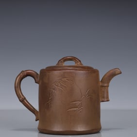 An Exquisite Purple Sands Bamboo Pattern Teapot, With poem