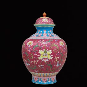 An Exquisite Ruby Red Glazed Lotus Pattern Jar with Cover