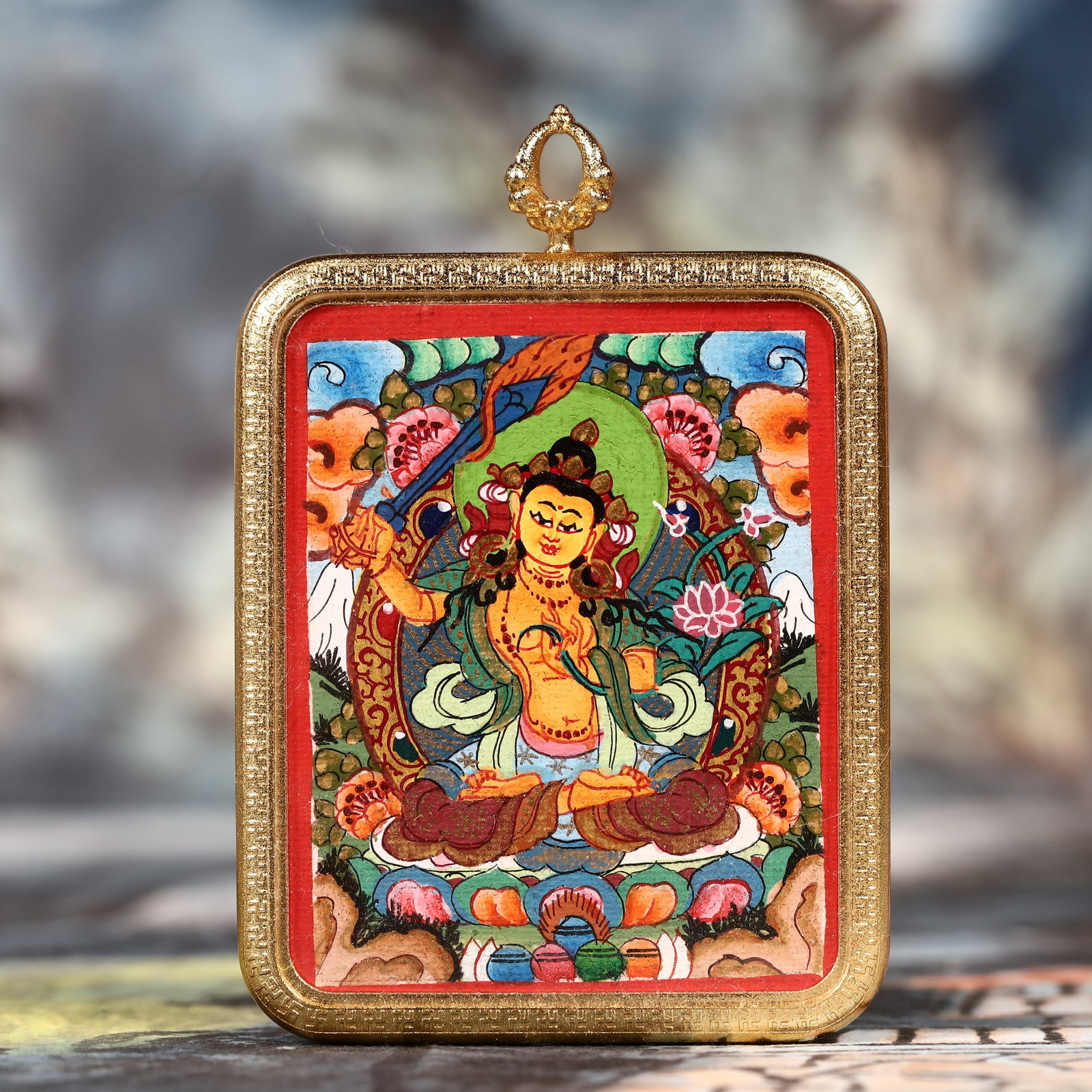 An Exquisite Painted Color Statue of Manjusri Tangka: An Exquisite Painted Color Statue of Manjusri Tangka,Size:2inx2.8in 彩绘文殊菩萨像唐卡