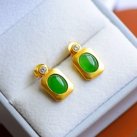A Pair of Exquisite Sterling Silver-Gold Plated Inlaid Jasper Earrings