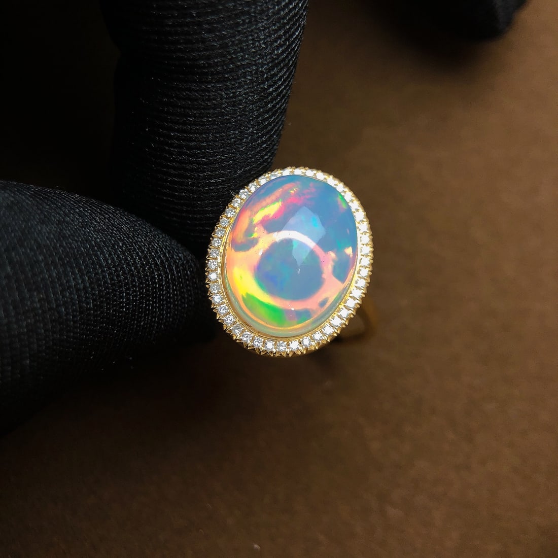 6.05Ctw Natural Gemstone Necklace: 6.05Ctw Natural Gemstone Necklace,Size: 0.6inx0.4in 6.05Ctw天然宝石项链