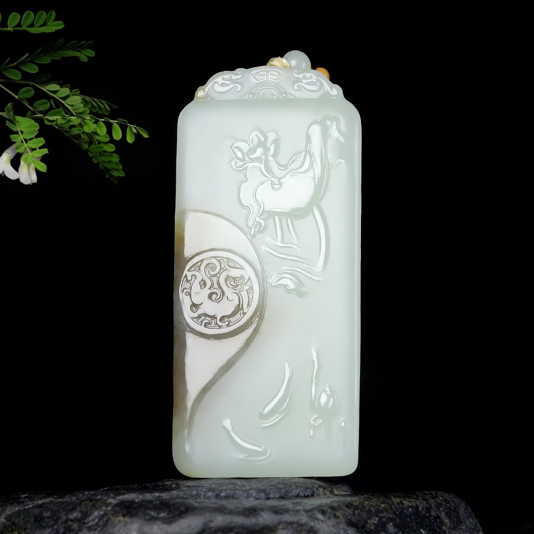 An Exquisite White Jade Fish Pattern Pendant: An Exquisite White Jade Fish Pattern Pendant,Size:3inx1.4inx0.4in 白玉鱼纹挂件