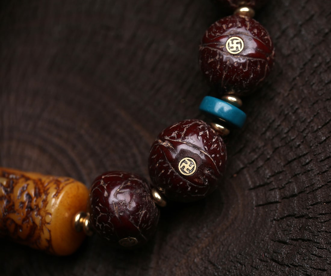 An Exquisite Bodhi Bracelets - 2