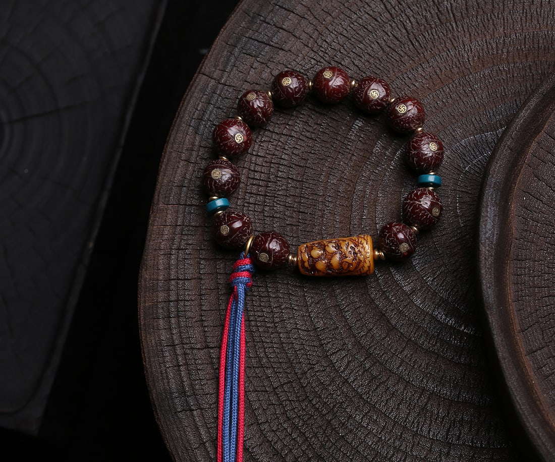 An Exquisite Bodhi Bracelets - 4